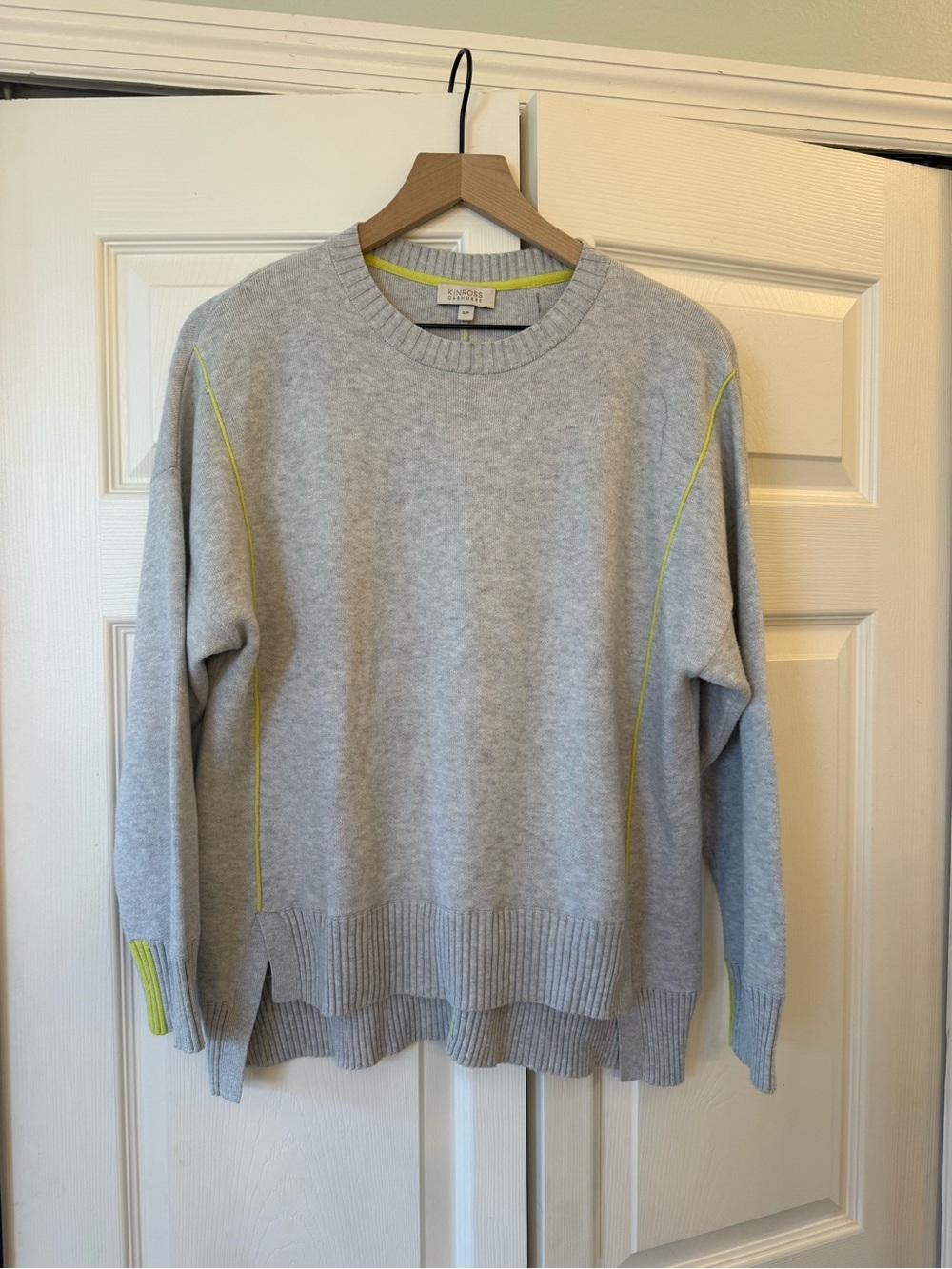 Kinross cashmere sweater